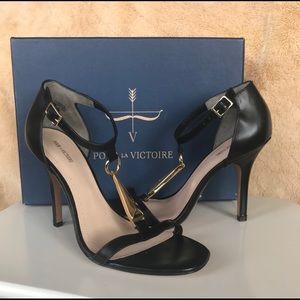 Pour La Victoire leather High heel sandal
